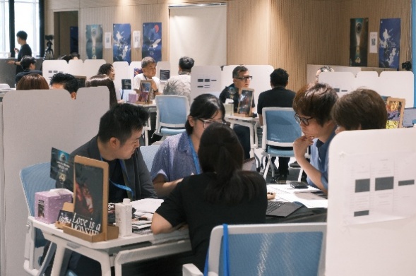 個別ミーティングおよび、オープンピッチの様子