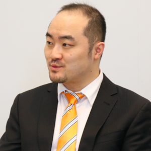 Kun Gao